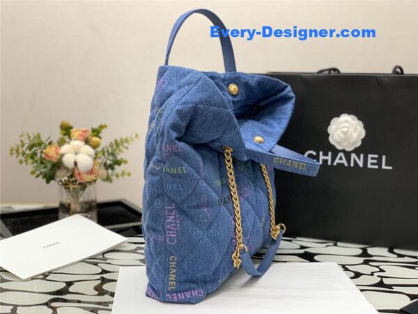 Chanel graffiti denim shopping bag - Image 5