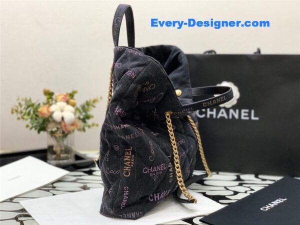 Chanel graffiti denim shopping bag - Image 4