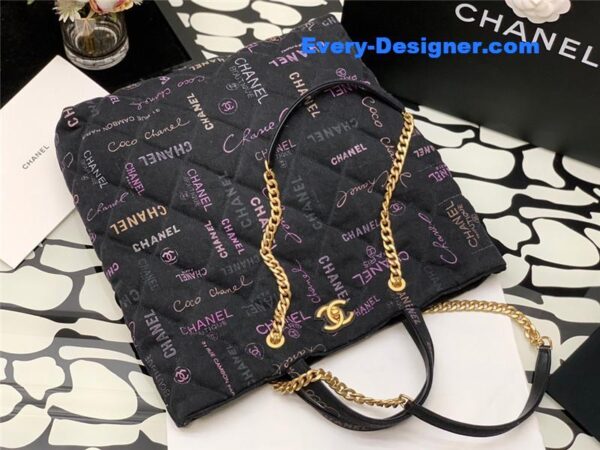 Chanel graffiti denim shopping bag - Image 9