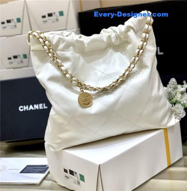 Chanel 22 handbag small - Image 5