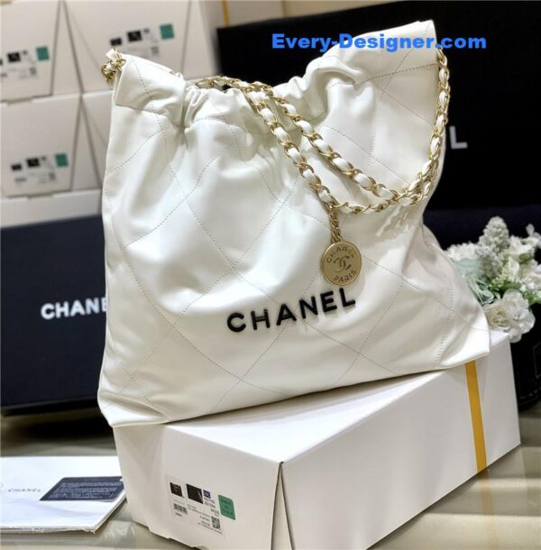 Chanel 22 handbag small - Image 9