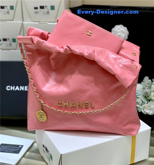 Chanel 22 handbag small - Image 4