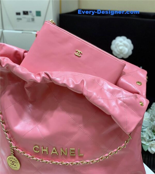 Chanel 22 handbag small - Image 5