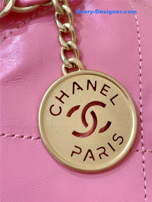 Chanel 22 handbag small - Image 8