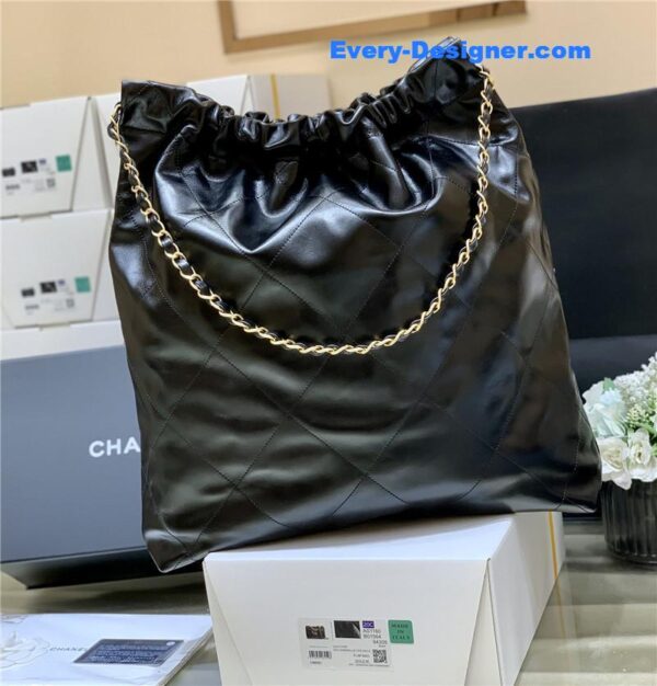 Chanel 22 large handbag - Image 8