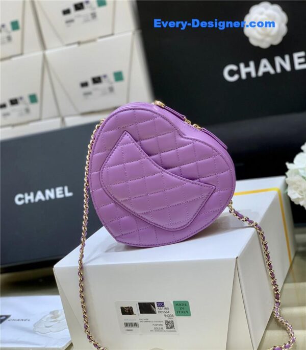 Chanel diamond heart bag purple - Image 4