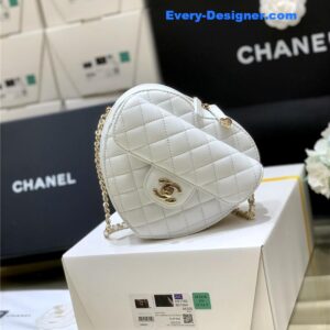 Chanel diamond heart bag large