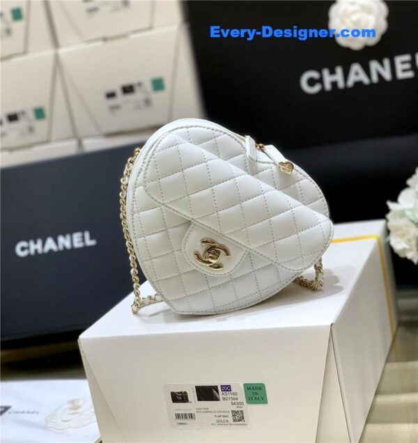 Chanel diamond heart bag large