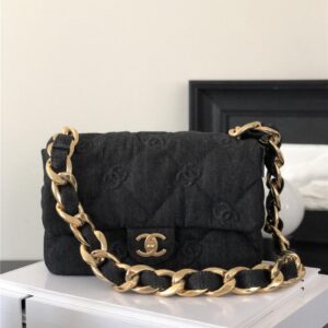 Chanel chunky chain denim bag