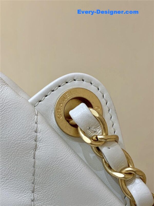 Chanel 22 large handbag - Image 5