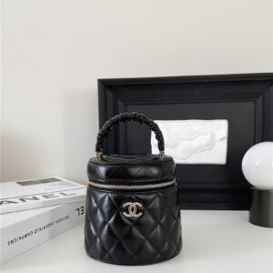 Chanel vintage tote bucket bag