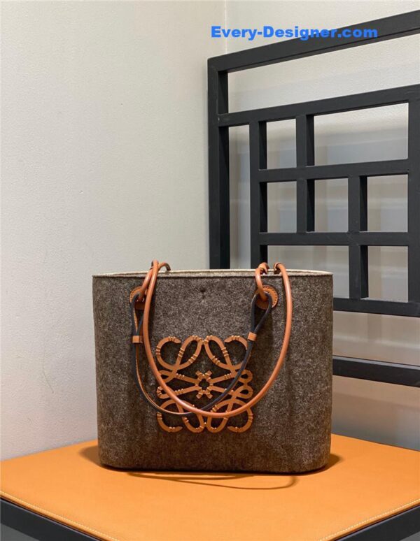 loewe anagram tote bag - Image 7