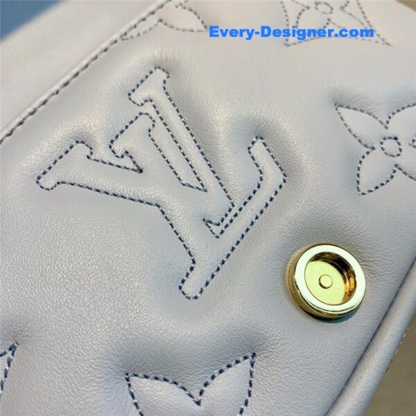 louis vuitton lv bubblegram wallet on strap bag - Image 2