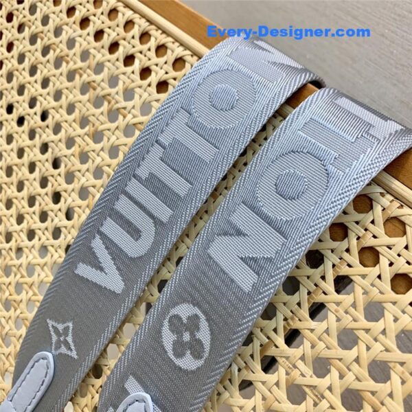 louis vuitton lv over the moon bag - Image 4