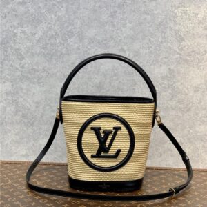 louis vuitton lv knitted raffia bag