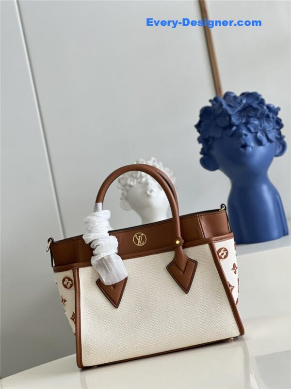 louis vuitton lv on my side bag small - Image 7