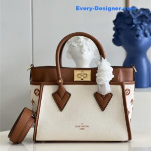 louis vuitton lv on my side bag small