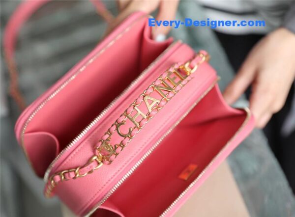 Chanel vanity case handle camera bag - Image 3