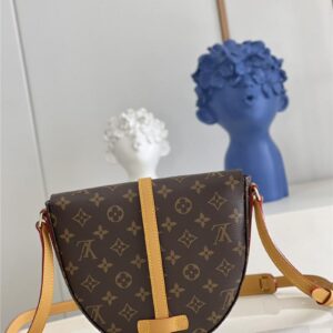 louis vuitton lv crossbody saddle bag
