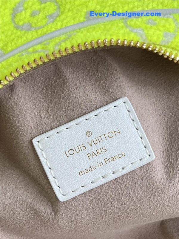 louis vuitton lv loop hobo bag - Image 8