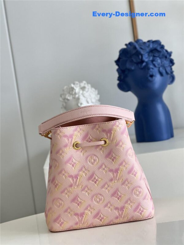 louis vuitton lv néonoé bb bucket bag - Image 8