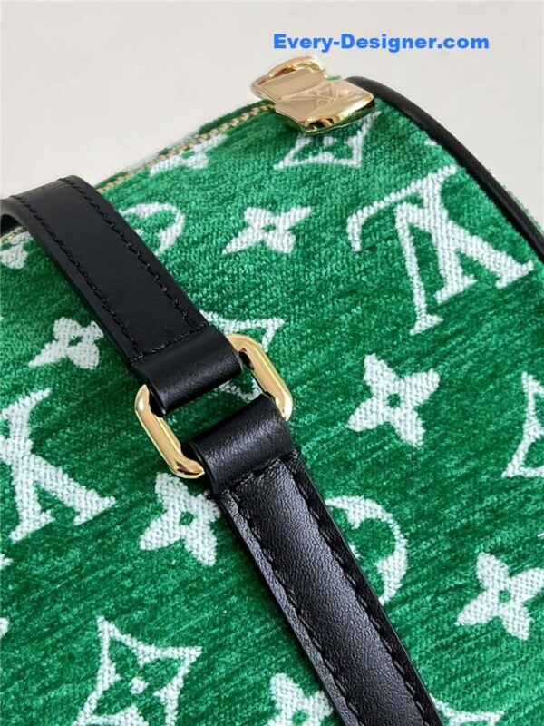 louis vuitton lv papillon bag green - Image 5