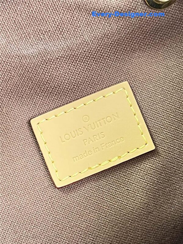 louis vuitton monogram canvas vintage backpack - Image 7