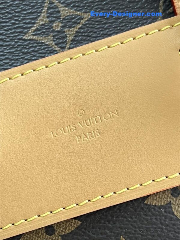 louis vuitton monogram canvas vintage backpack - Image 9