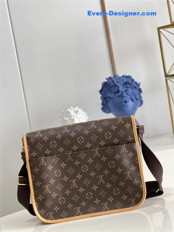 louis vuitton lv messenger bag - Image 7