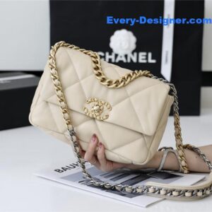 Chanel 19 bag small
