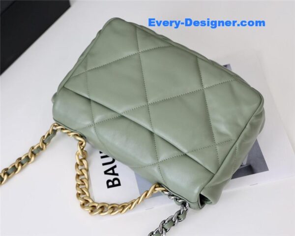 Chanel 19 bag small - Image 3
