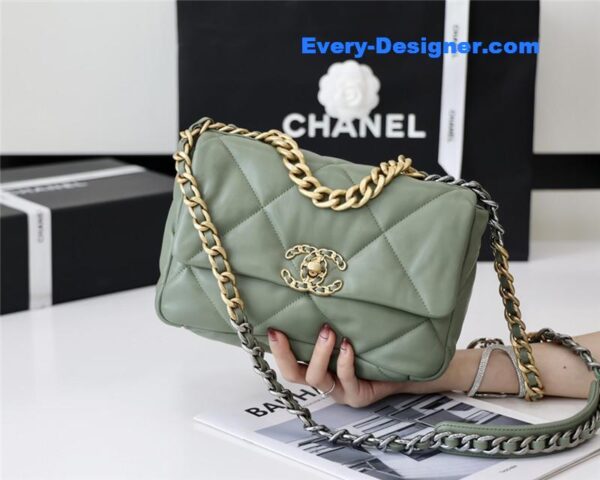 Chanel 19 bag small - Image 4