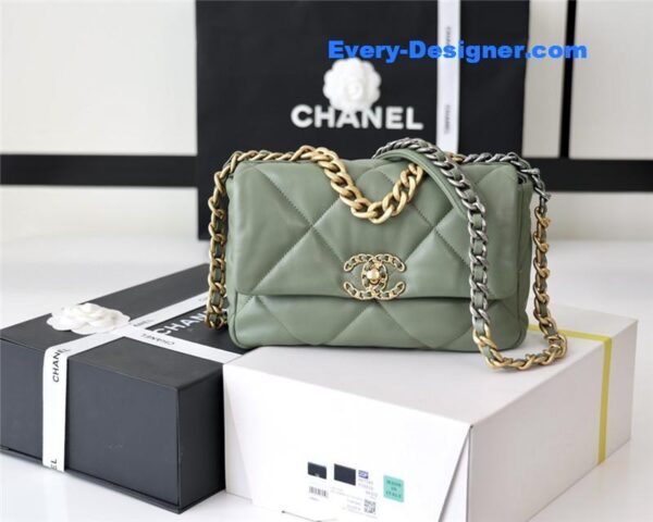 Chanel 19 bag small - Image 7