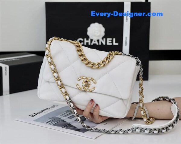 Chanel 19 bag white - Image 4