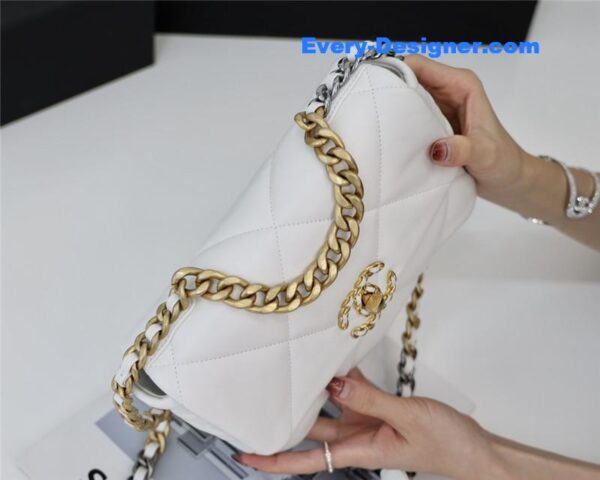 Chanel 19 bag white - Image 7