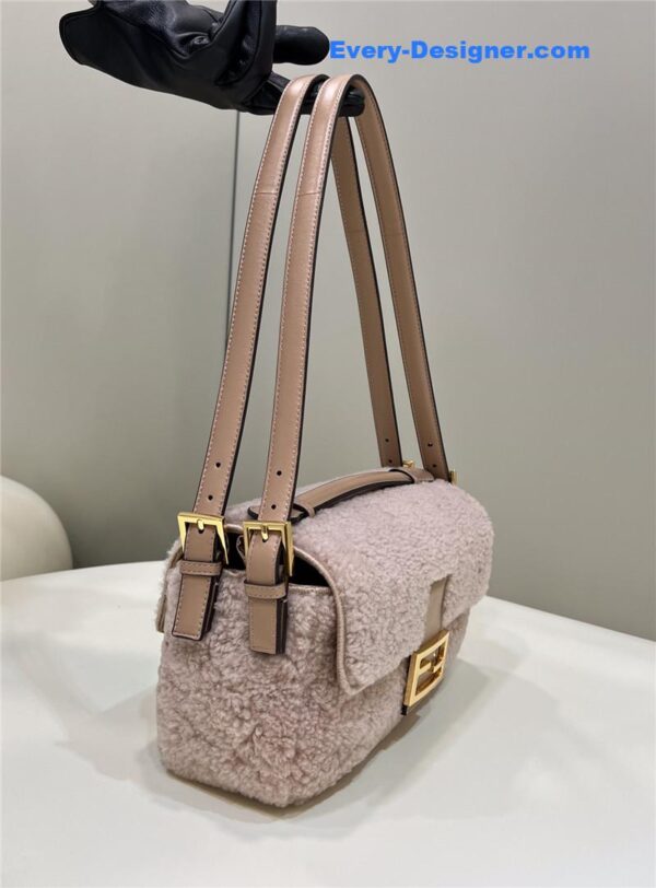 fendi lambswool baguette bag - Image 8