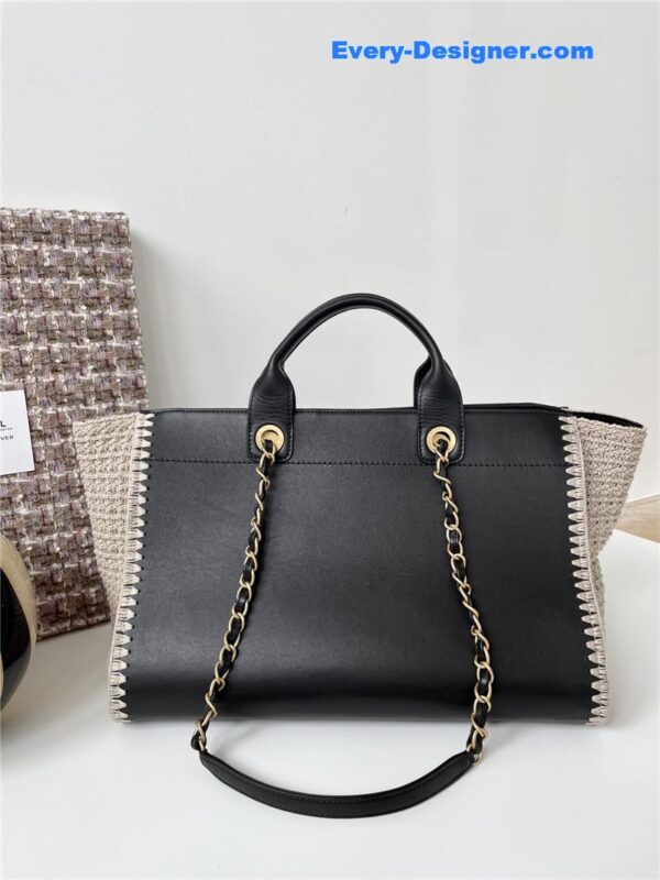 Chanel tote shopping bag - Image 2