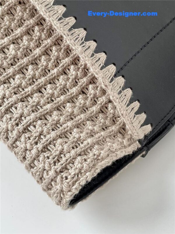 Chanel tote shopping bag - Image 4