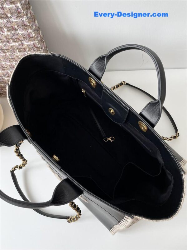 Chanel tote shopping bag - Image 5
