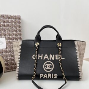 Chanel tote shopping bag