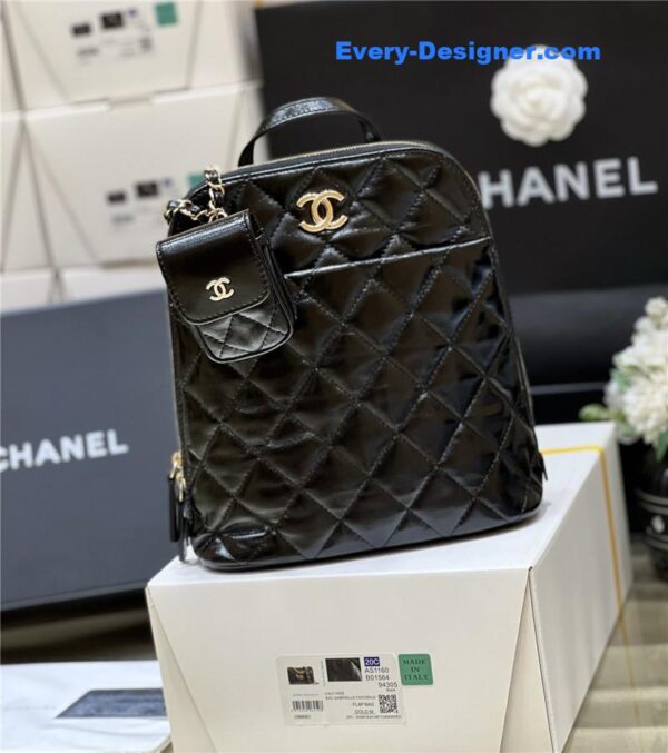 Chanel oil wax cowhide backpack - Image 9