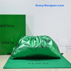bottega veneta the pouch bag green