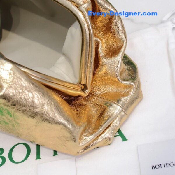 bottega veneta the pouch bag gold - Image 8