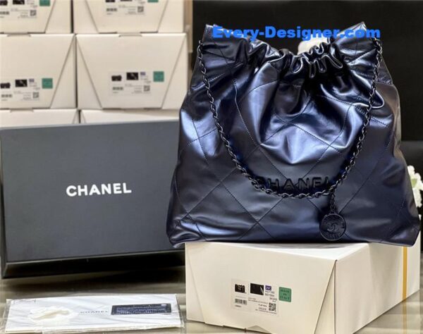 Chanel 22 handbag small - Image 8