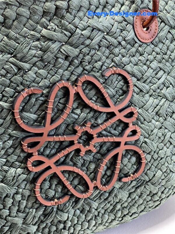 loewe anagram basket bag small - Image 5