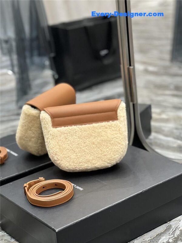 ysl kaia small wool bag - Image 5