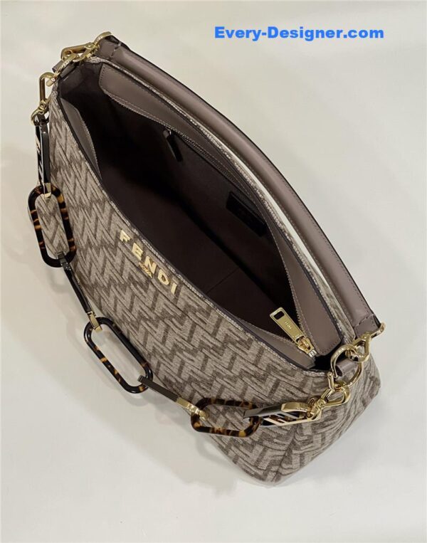 fendi o’clock clutch bag - Image 4