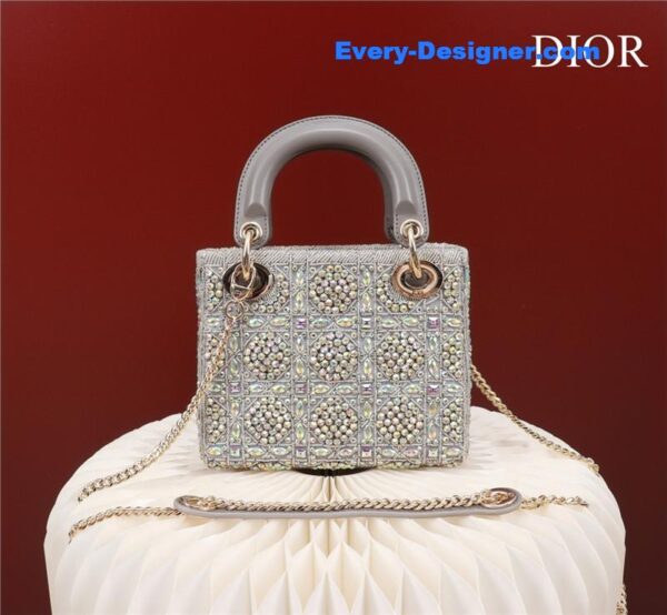 mini lady dior beaded bag - Image 4