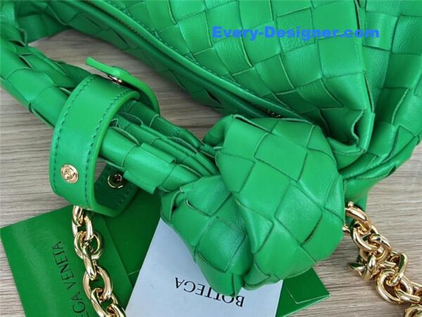 bottega veneta jodie with chain bag green - Image 2