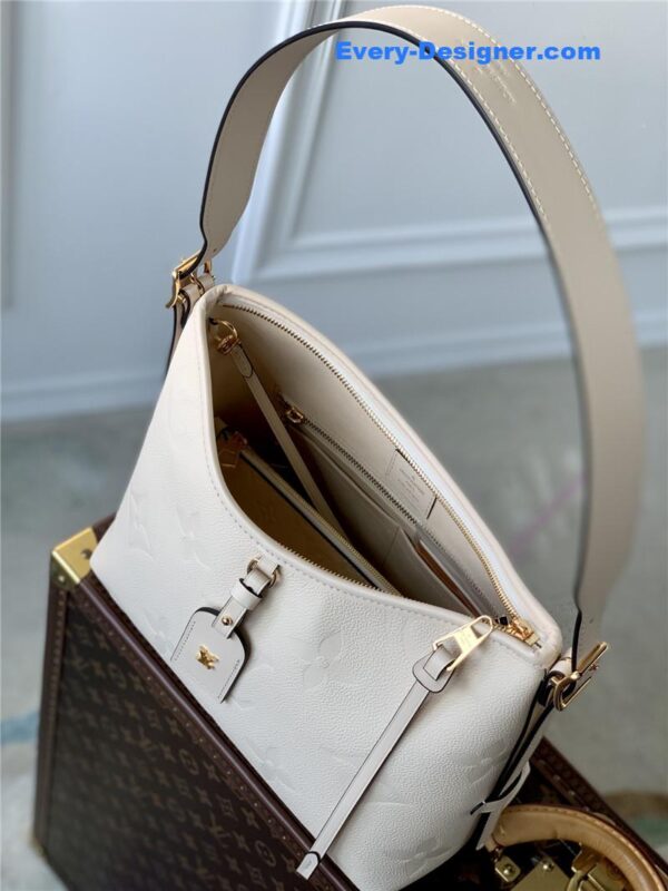 louis vuitton lv carryall small bag - Image 4